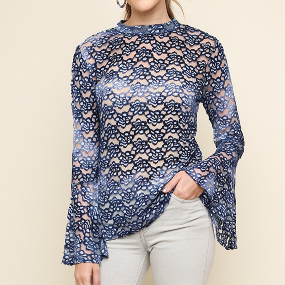 NWT UMGEE FLORAL EMBROIDERED TOP W/BELL SLEEVES